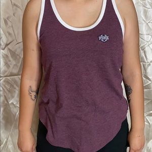 Maroon pink vs tank top